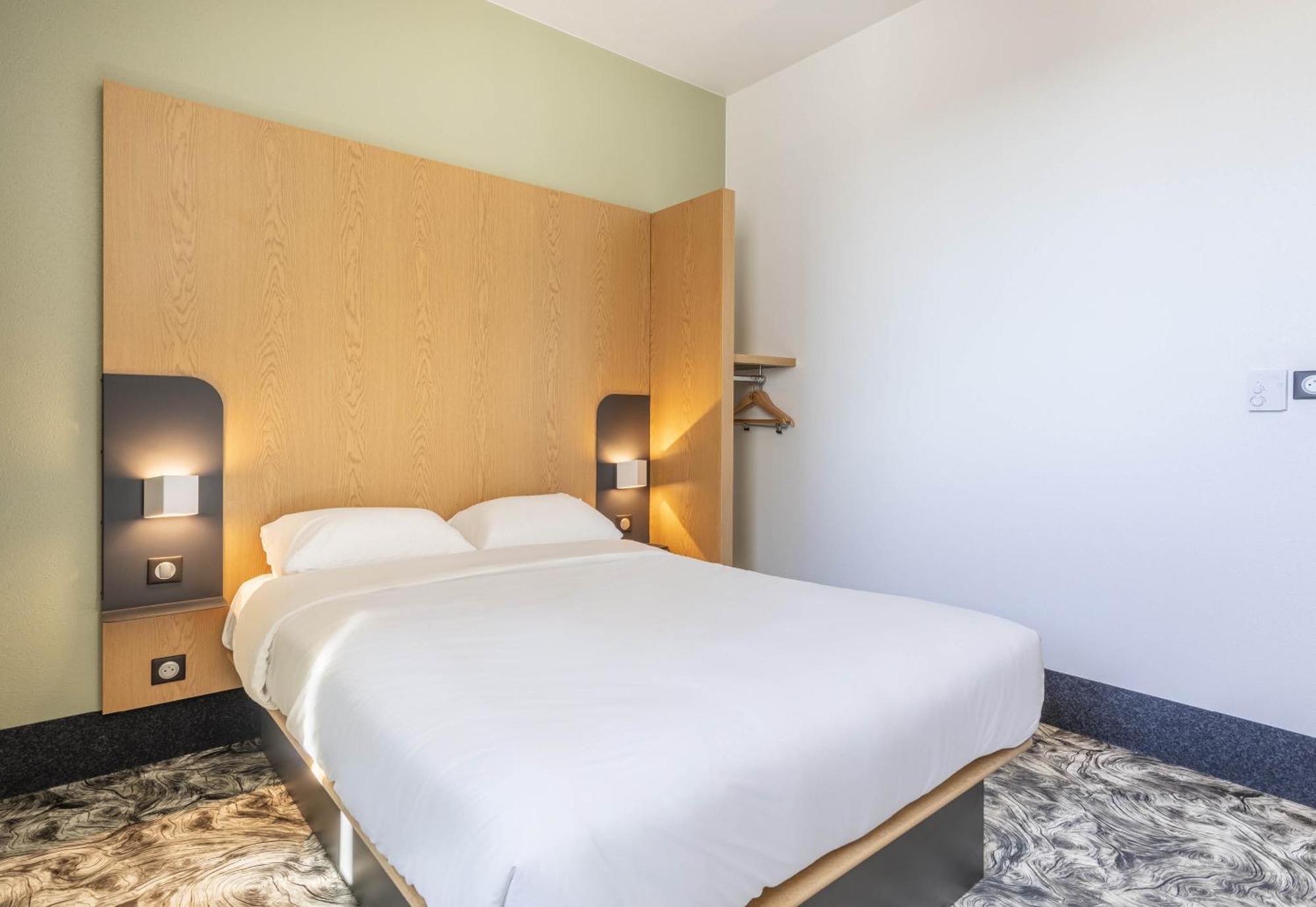 B&B Hotel Marseille Les Ports Экстерьер фото